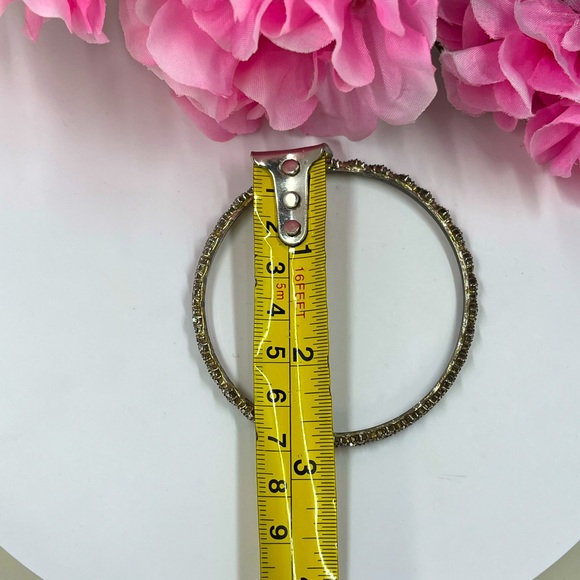 Sparkly and Whimsical Vintage Y2K Crystal Cluster Bangle Bracelet - Picture 4 of 4